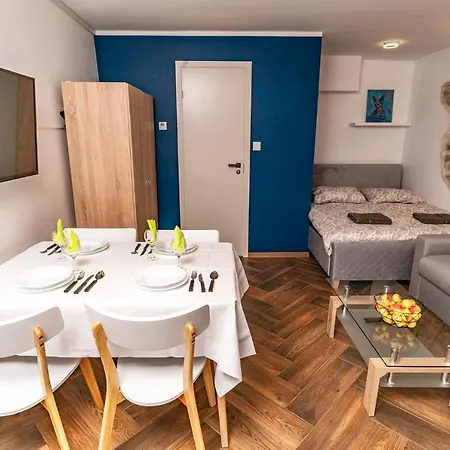 Brand New Studio In City Center Lejlighed *